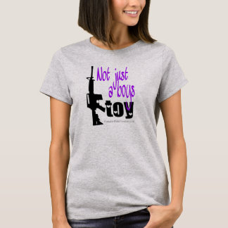 T-shirt Pas simplement un pourpre de jouet de garçons