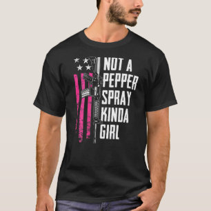 T-shirt Pas une fille qui utilise du spray au poivre femme