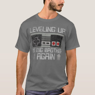 T-shirt Passer au niveau de Grand Frère Encore Drôle Gamer