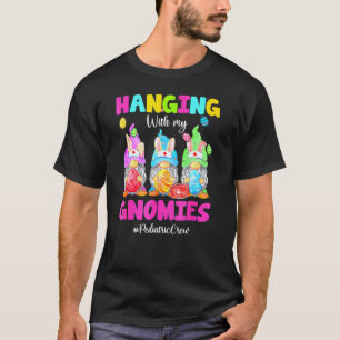 T-shirt `passer du temps avec mes gnomes infirmière pédiat