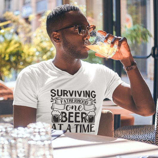 T-shirt Patrie Survivante Une bière à la fois père