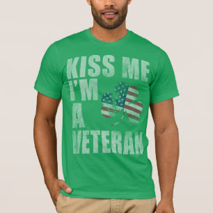 T-shirt Patriotique embrassez-moi que je suis un vétéran