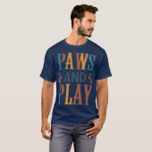 T-shirt Paws and Play. (Devant entier)