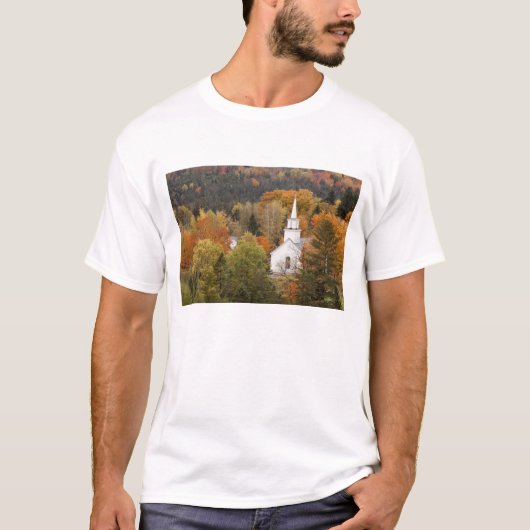 T-shirt Paysage d'automne avec église, Vermont, États-Unis (Devant)