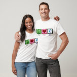 T-shirt Peace Love Run Marathon Coureur<br><div class="desc">T-shirt Peace Love Run avec un signe de paix,  un coeur et un joli dessin d'un coureur de marathon. Un tee-shirt amusant pour un athlète.</div>