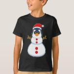 T-shirt Penguin Christmas Snowman<br><div class="desc">Ce design est le cadeau idéal pour un anniversaire,  Noël et d'autres célébrations. Il convient aux femmes,  aux hommes et aux enfants.</div>