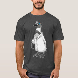 T-shirt Penguin comme docteur avec manteau de médecins