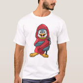 T-shirt Penguin comme pompier avec extincteur (Devant)