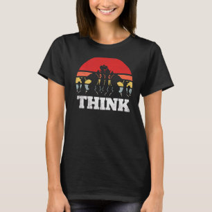 T-shirt Pensez Costume de pièce d'échecs Chess Lover Chess