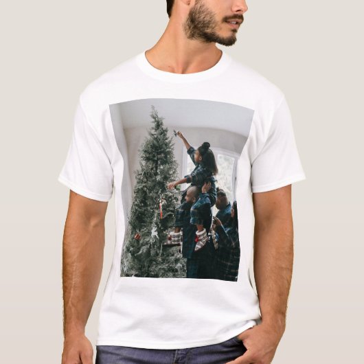T-shirt Personalized Two Sided Family Christmas Photo (Devant)