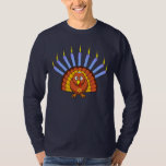 T-shirt personnalisable de Thanksgivukkah Menurkey<br><div class="desc">Célébrez Thanksgivukkah 2013 avec ce T-shirt classique de menurkey ! Comporter une dinde jaune, orange, et brune drôle de bande dessinée portant un yamaka, un collier d'étoile de David, et des bougies de menorah dans ses plumes de queue. Un thanksgiving de Hanoukka ne se produira pas pendant encore 77.000 années...</div>