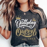 T-shirt Personnalisé Anniversaire Queen Personnalisé Corre<br><div class="desc">Entrez dans la fête d'anniversaire avec style avec notre T-shirt personnalisé de fête d'anniversaire de la reine - la tenue parfaite pour la reine et son équipe! Ce script de chemises de fête d'anniversaire est conçu pour une fête amusante et à la mode, parfait pour des photos de famille, des...</div>