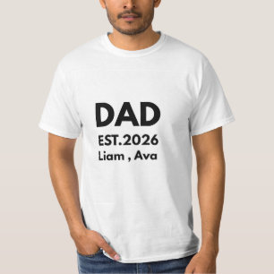T-Shirt personnalisé Papa EST 2026 avec les noms d