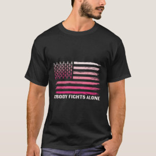 T-shirt Personne ne combat seul le cancer du sein guerrier