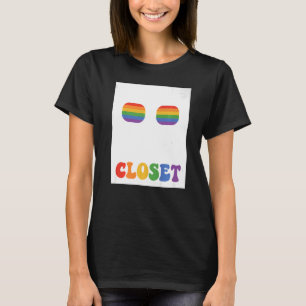 T-shirt Personne Ne Devrait Vivre Dans Un Closet Rainbow P
