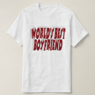 T-shirt Petit ami avec la typographie bordeaux