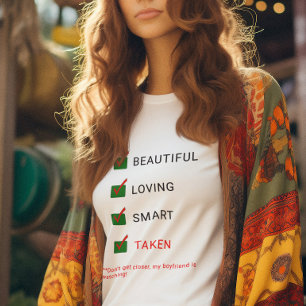 T-shirt Petite amie drôle typographie personnalisée Valent