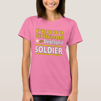 T-shirt Petite amie personnalisée d'une chemise de soldat 