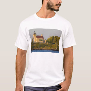 T-shirt Phare sur le lac Supérieur près de Copper Harbor