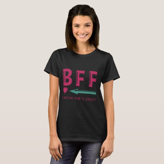 T-shirt Pièce en t-BFF de couples que je connais qu'elle (Devant entier)