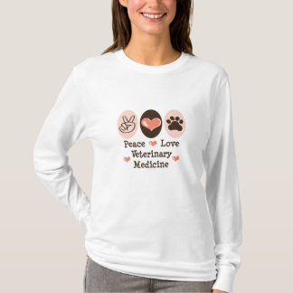 T-shirt Pièce en t de douille de médecine vétérinaire