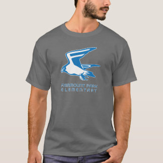 T-shirt Pièce en t foncée de faucon avec le graphique