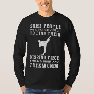 T-shirt "Pièce introuvable : bière et taekwondo !"