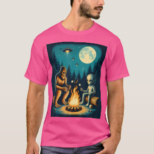 T-shirt Pied De Feu Avec Alien Au Camping Funny Sasquatch