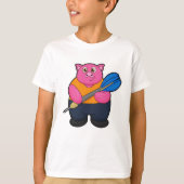 T-shirt Pig comme joueur de fléchettes avec fléchettes (Devant)