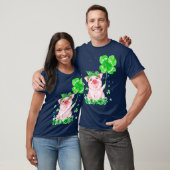 T-shirt Pig tenant des étoiles Shamrocks mignonne Jour de  (Unisexe)