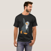 T-shirt Pingouin au Yoga Exercice d'étirement (Devant entier)