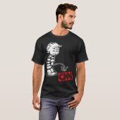T-shirt Pipi d'atout sur nouvelles tabloïd drôles anti (Devant entier)