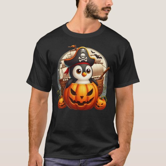 T-shirt Pirate Penguin in a Halloween Pumpkin Ship (Devant)