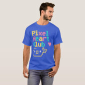 T-shirt Pixel Heart Club: Retro Love Pixel Art for Gamers  (Devant entier)