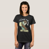 T-shirt Plays well with otters and likes volleyball (Devant entier)