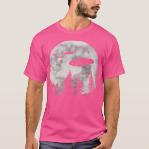 T-shirt Pleine lune Et Un Oufo Au-Dessus De La Forêt