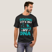T-shirt Plongée dans mon ADN I Scuba Diver (Devant entier)