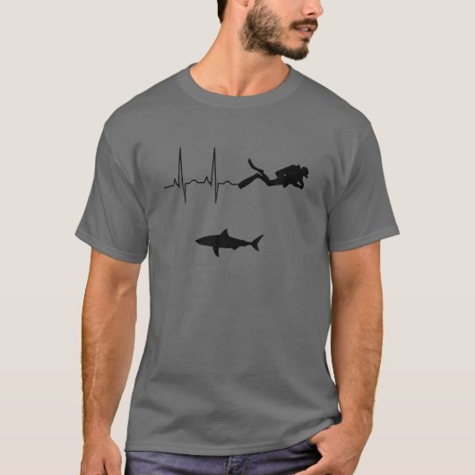 T-shirt Plongée sous-marine Heartbeat Plongeur de requin s (Devant)