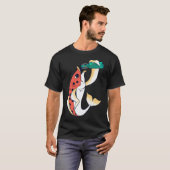 T-shirt Poisson buvant de la bière (Devant entier)
