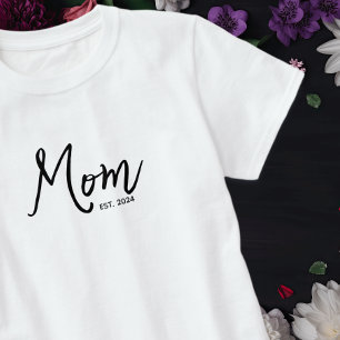 T-shirt Police d'écriture noire établie Maman