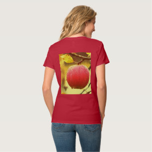 T-shirt "Pomme rouge sur arbre" jolie photo. Commandez dès