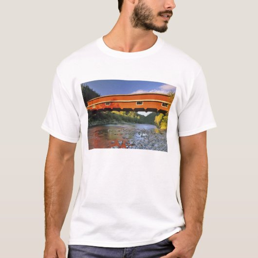 T-shirt Pont couvert d'Office le plus long de l'Oregon à 2 (Devant)