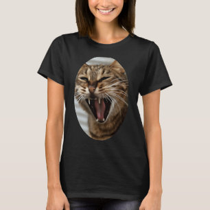 T-shirt Portrait Artistique de Chat Tigré Bâillant 3