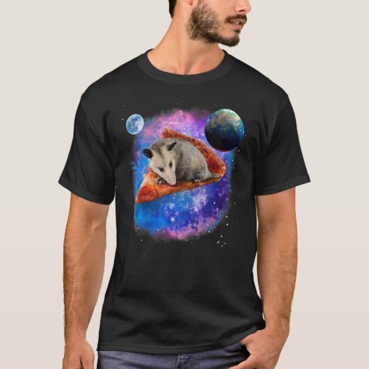 T-shirt Possum Riding A Pizza in the Galaxy (Devant)