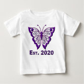 T-shirt Pour Bébé Adorablement Mignonne "Est. Papillon pourpre 2020" (Devant)