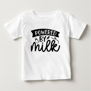 T-shirt Pour Bébé alimenté par le lait, citations drôles de bébé