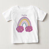 T-shirt Pour Bébé Arc en ciel avec nuages et étoiles Monogramme (Devant)