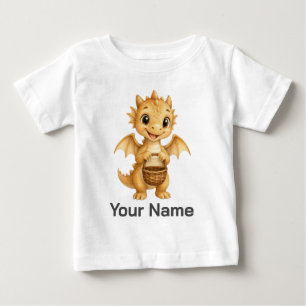T-shirt Pour Bébé Bébé dragon personnalisé tenant un panier en bois