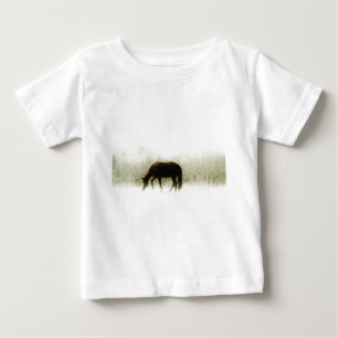 T-shirt Pour Bébé Cheval Brown au chocolat dans le brouillard