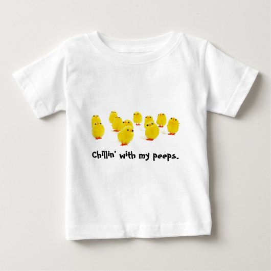 T-shirt Pour Bébé Chillin d'aimant de poussin avec mon habillement (Devant)